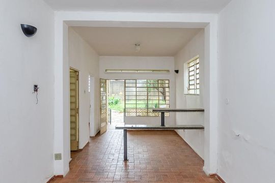 Sala de casa à venda com 2 quartos, 400m² em Nova Suíça, Belo Horizonte