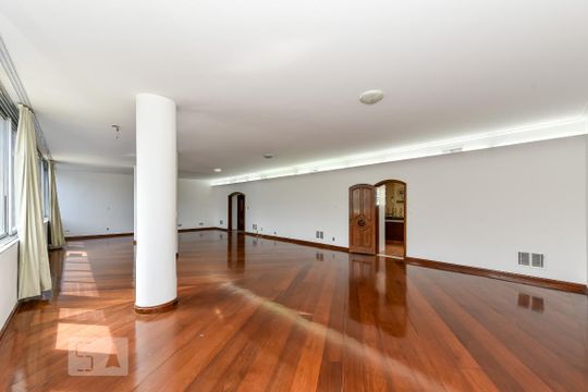 Sala de apartamento à venda com 4 quartos, 300m² em Copacabana, Rio de Janeiro