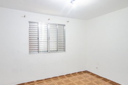 Quarto 2 de casa para alugar com 3 quartos, 90m² em Vila Guilherme, São Paulo