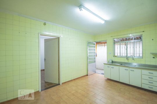 Cozinha de casa para alugar com 3 quartos, 90m² em Vila Guilherme, São Paulo