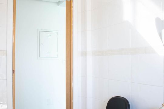 Cozinha de apartamento à venda com 3 quartos, 173m² em Menino Deus, Porto Alegre