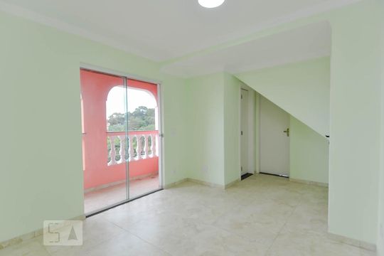 Sala de apartamento para alugar com 2 quartos, 85m² em Jardim Monte Carmelo, Guarulhos