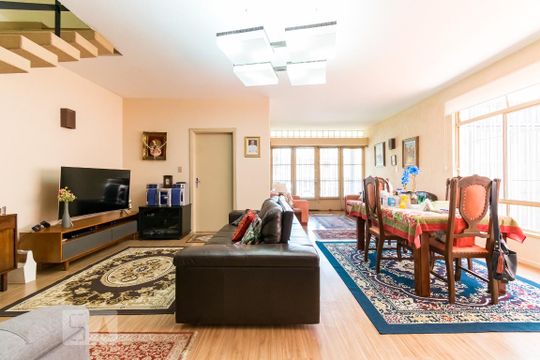 Sala de casa à venda com 4 quartos, 260m² em Mirandópolis, São Paulo
