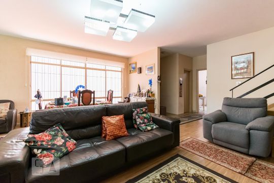 Sala de casa à venda com 4 quartos, 260m² em Mirandópolis, São Paulo