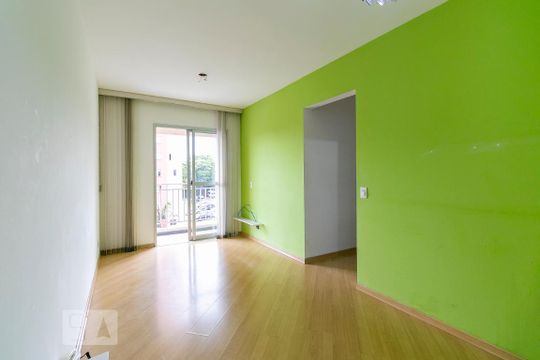 Sala de apartamento à venda com 3 quartos, 80m² em Vila Carlos de Campos, São Paulo