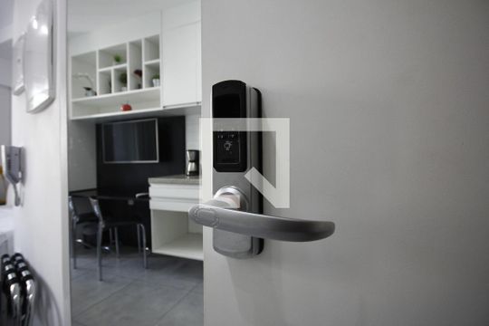 Fechadura Digital de kitnet/studio à venda com 1 quarto, 25m² em Sé, São Paulo
