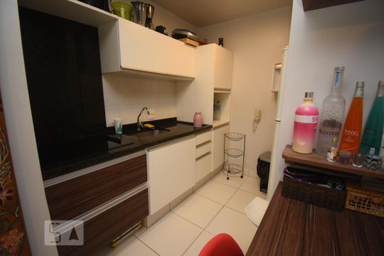 Cozinha de apartamento à venda com 1 quarto, 35m² em Sul (águas Claras), Brasília