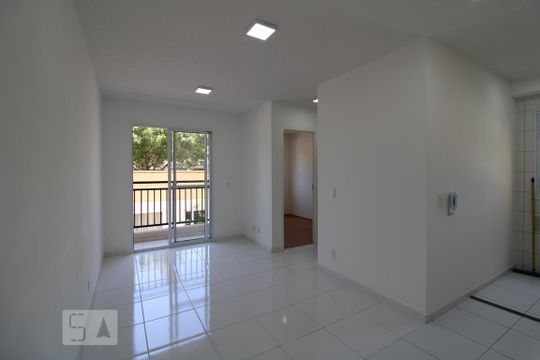 Sala de apartamento para alugar com 2 quartos, 42m² em Bom Retiro, São Paulo