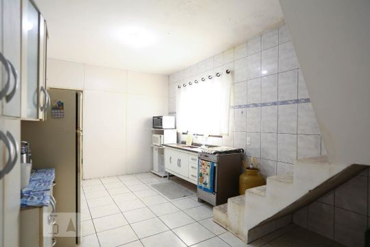 Cozinha de casa à venda com 2 quartos, 125m² em Vila Jacuí, São Paulo