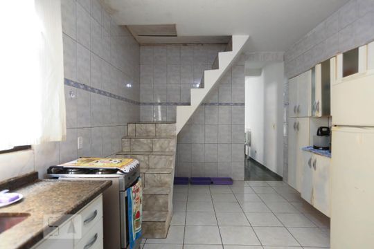 Cozinha de casa à venda com 2 quartos, 125m² em Vila Jacuí, São Paulo