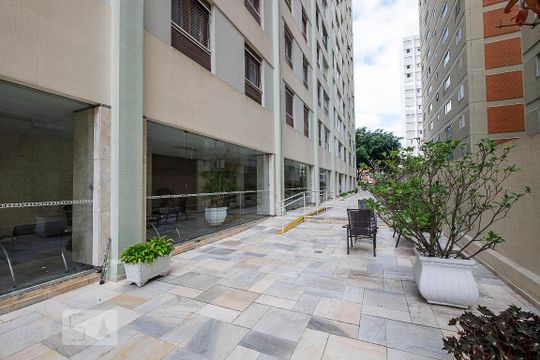 Área comum de apartamento para alugar com 3 quartos, 136m² em Pinheiros, São Paulo