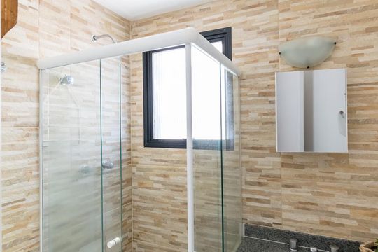 Banheiro Social de apartamento à venda com 1 quarto, 40m² em Vila da Saúde, São Paulo