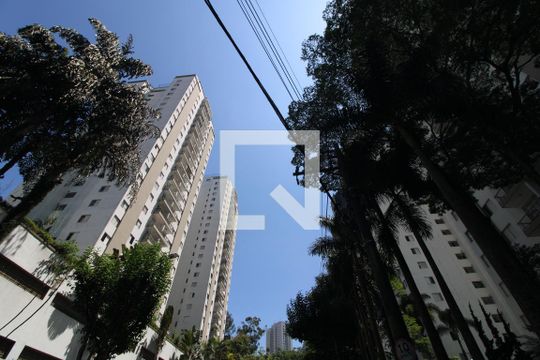 Fachada de apartamento para alugar com 3 quartos, 90m² em Parque Residencial Julia, São Paulo