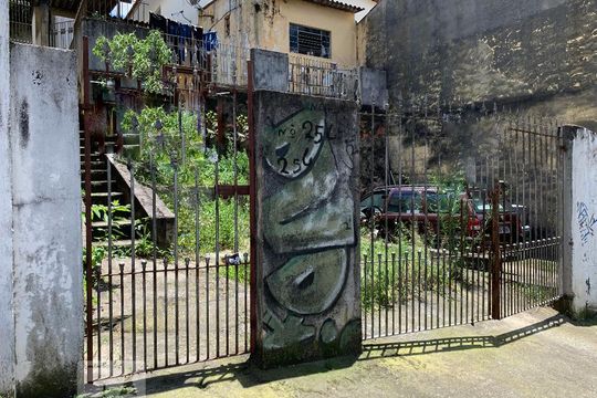 Fachada de casa para alugar com 1 quarto, 70m² em Parque Ramos Freitas, São Paulo