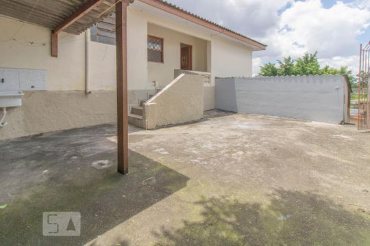 Área Externa de casa para alugar com 1 quarto, 70m² em Parque Ramos Freitas, São Paulo