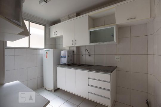 Cozinha de apartamento para alugar com 2 quartos, 103m² em Presidente Médici, Ribeirão Preto