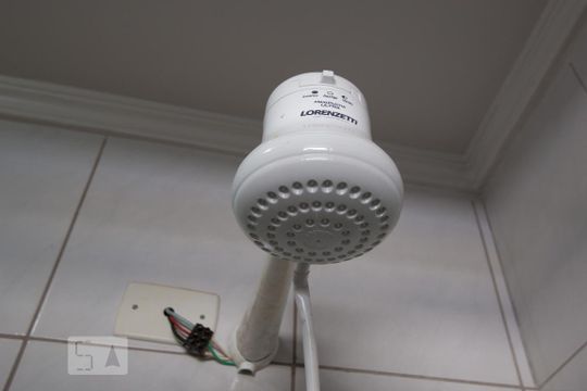 Banheiro da cobertura - chuveiro de apartamento para alugar com 2 quartos, 103m² em Presidente Médici, Ribeirão Preto