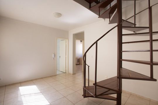 Sala de apartamento para alugar com 2 quartos, 103m² em Presidente Médici, Ribeirão Preto