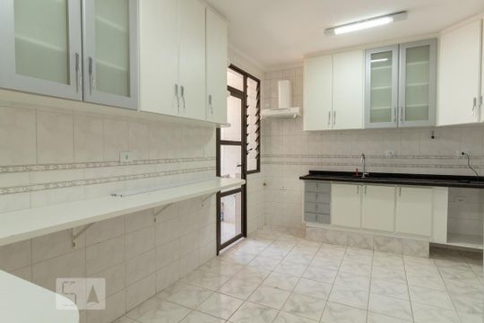 Cozinha de apartamento para alugar com 3 quartos, 96m² em Parque Residencial Aquarius, São José dos Campos