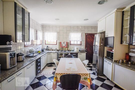 Cozinha de casa à venda com 4 quartos, 400m² em Penha de França, São Paulo