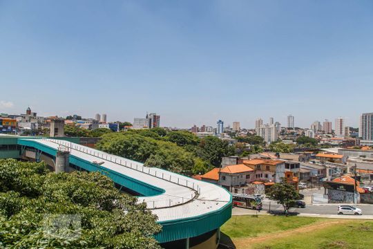 Vista de apartamento para alugar com 2 quartos, 50m² em Vila Esperança, São Paulo
