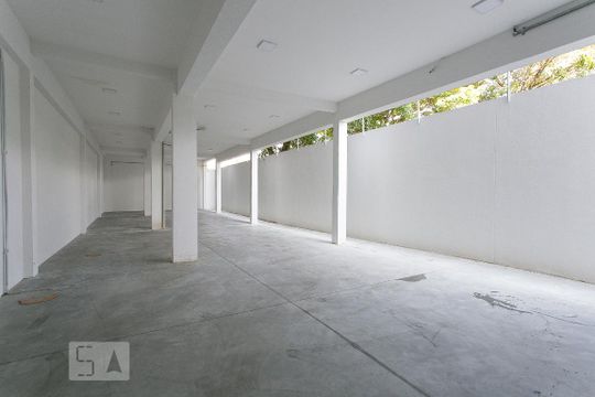Área comum - Estacionamento de apartamento para alugar com 2 quartos, 50m² em Vila Esperança, São Paulo