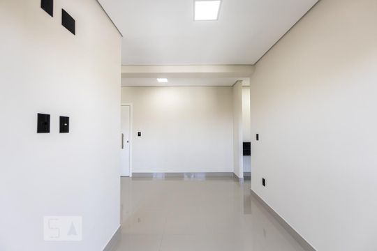 Sala de apartamento para alugar com 1 quarto, 42m² em Vila Esperança, São Paulo