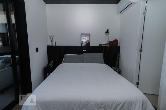 Studio de kitnet/studio para alugar com 1 quarto, 31m² em Bom Retiro, São Paulo