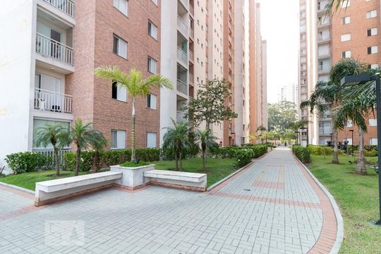 Área comum de apartamento para alugar com 3 quartos, 77m² em Jardim Flor da Montanha, Guarulhos