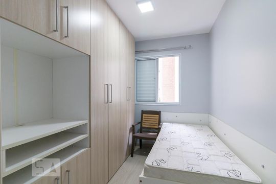 Quarto 1 de apartamento para alugar com 3 quartos, 77m² em Jardim Flor da Montanha, Guarulhos