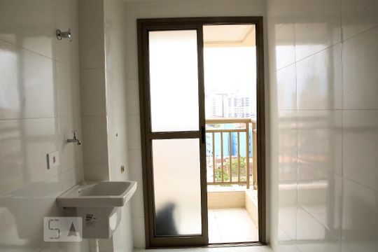 Cozinha de apartamento para alugar com 2 quartos, 72m² em Aviação, Praia Grande
