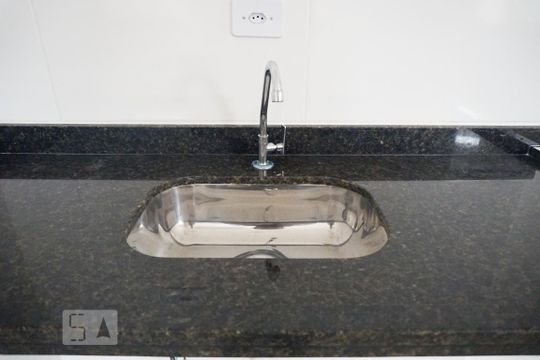Cozinha de apartamento para alugar com 2 quartos, 36m² em Vila Guilhermina, São Paulo