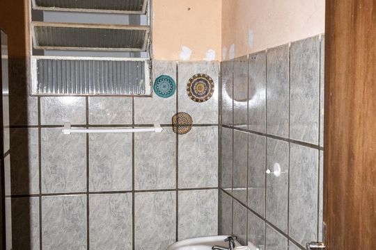 Banheiro de casa para alugar com 1 quarto, 55m² em Campo Grande, Rio de Janeiro