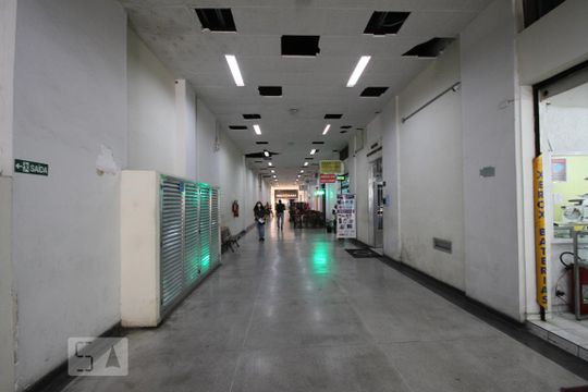 Galeria de apartamento para alugar com 1 quarto, 48m² em Aclimação, São Paulo