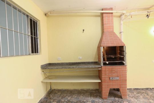 Churrasqueira de casa para alugar com 1 quarto, 30m² em Jardim Beatriz, São Paulo