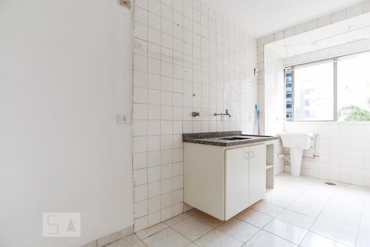 Cozinha de kitnet/studio à venda com 1 quarto, 33m² em Consolação, São Paulo