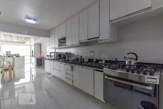 Cozinha de apartamento à venda com 4 quartos, 300m² em Vila Prudente, São Paulo