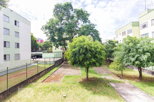 Vista de apartamento à venda com 2 quartos, 55m² em Cidade das Flores, Osasco