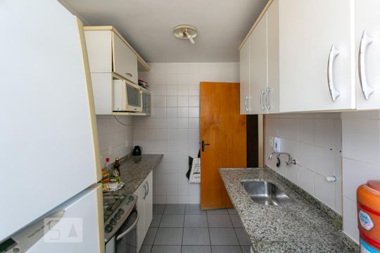 Cozinha de apartamento para alugar com 3 quartos, 160m² em Sion, Belo Horizonte