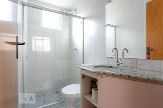 Banheiro de apartamento para alugar com 3 quartos, 160m² em Sion, Belo Horizonte