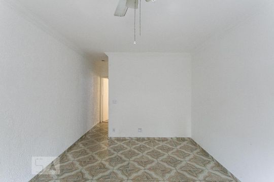 Sala de casa à venda com 3 quartos, 280m² em Jardim Textil, São Paulo