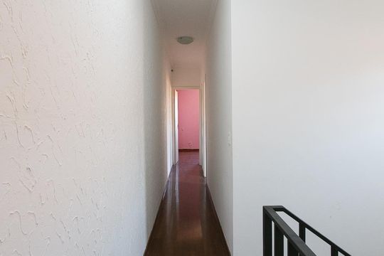 Corredor de casa à venda com 3 quartos, 280m² em Jardim Textil, São Paulo