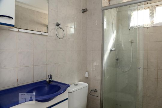 Banheiro Social de apartamento à venda com 2 quartos, 54m² em Parque Reboucas, São Paulo