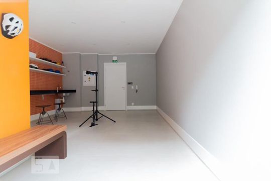 Sala de ferramentas  de kitnet/studio para alugar com 1 quarto, 26m² em Brás, São Paulo
