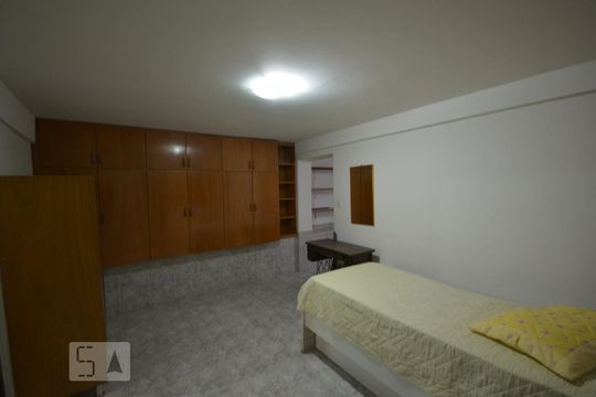 Quarto de casa à venda com 1 quarto, 50m² em Cambuci, São Paulo