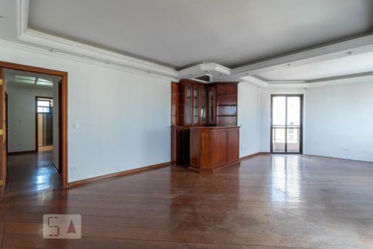 Apartamento para alugar com 4 quartos, 207m² em Santana, São Paulo