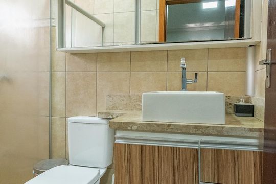 Banheiro da Suíte de casa à venda com 4 quartos, 336m² em Parque Jambeiro, Campinas