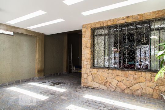 Garagem de casa à venda com 4 quartos, 216m² em Planalto Paulista, São Paulo