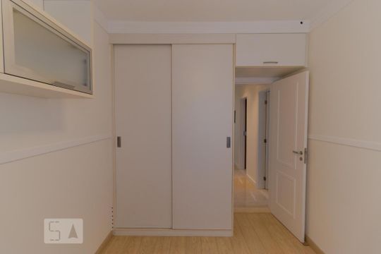 Quarto 02 de apartamento para alugar com 3 quartos, 73m² em Mansões Santo Antônio, Campinas