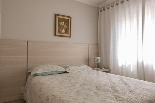 Suíte 1 de apartamento para alugar com 2 quartos, 58m² em Vila Satúrnia, Campinas